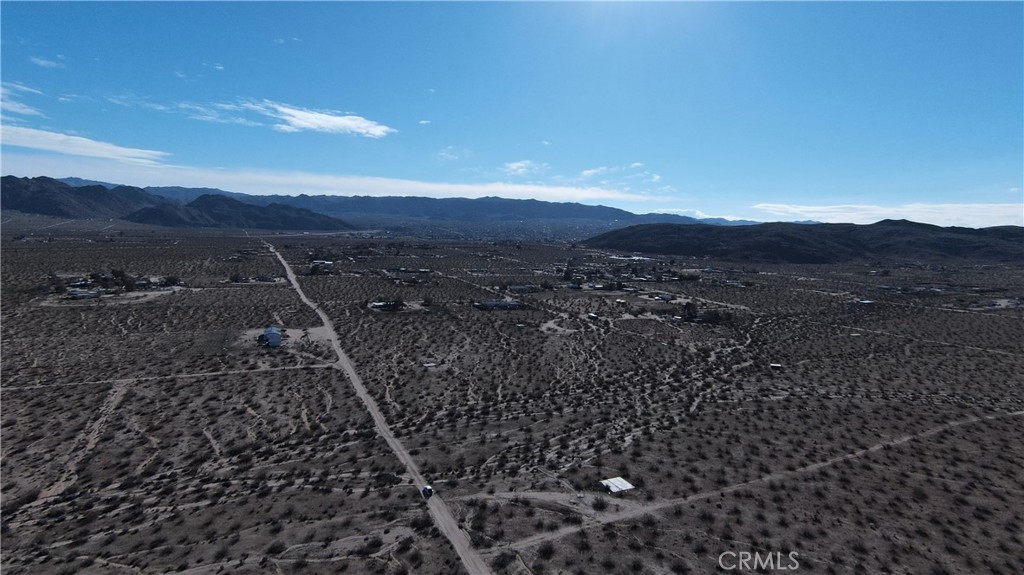 main property photo 17