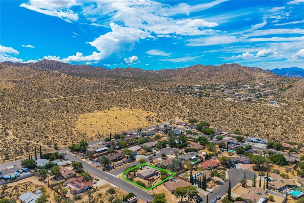 main property photo 30