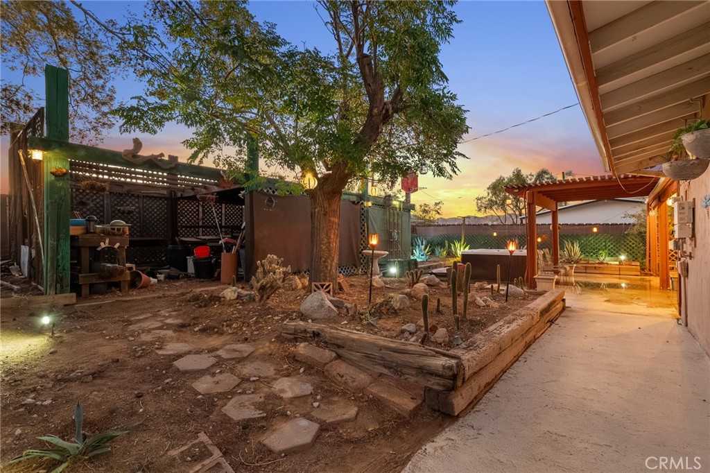 main property photo 11