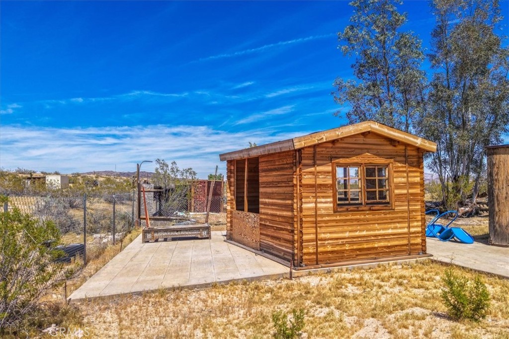 main property photo 24