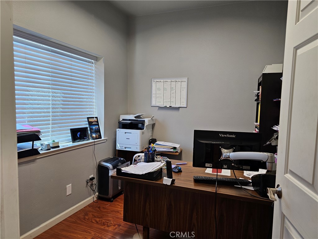 main property photo 13