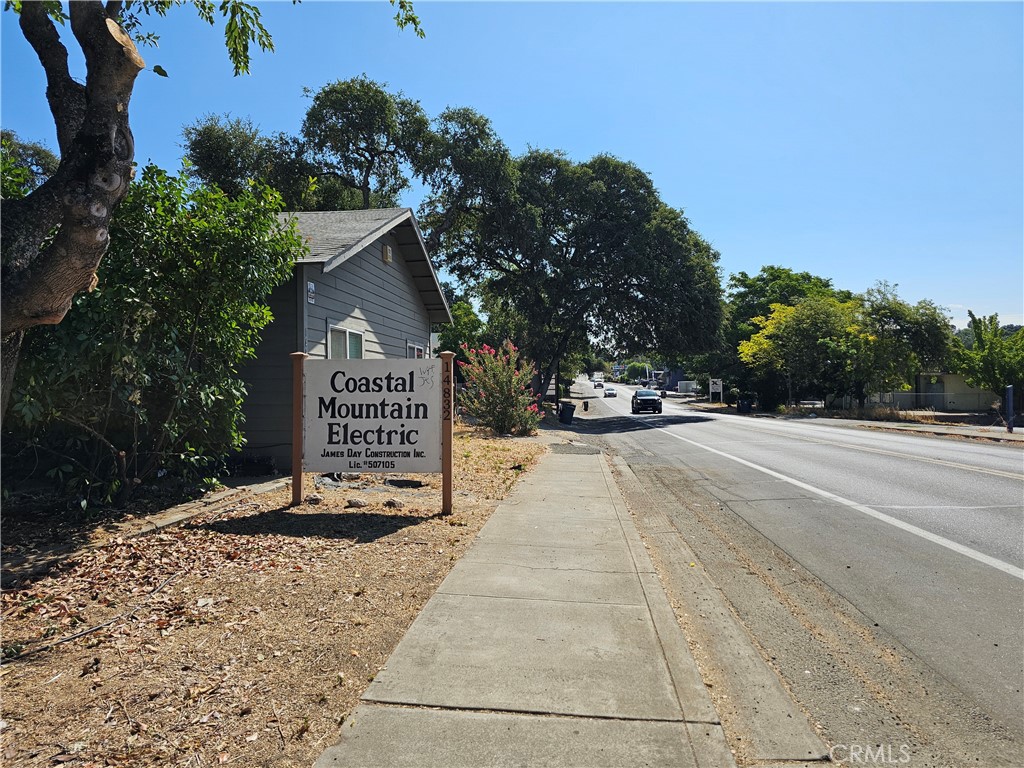 main property photo 16