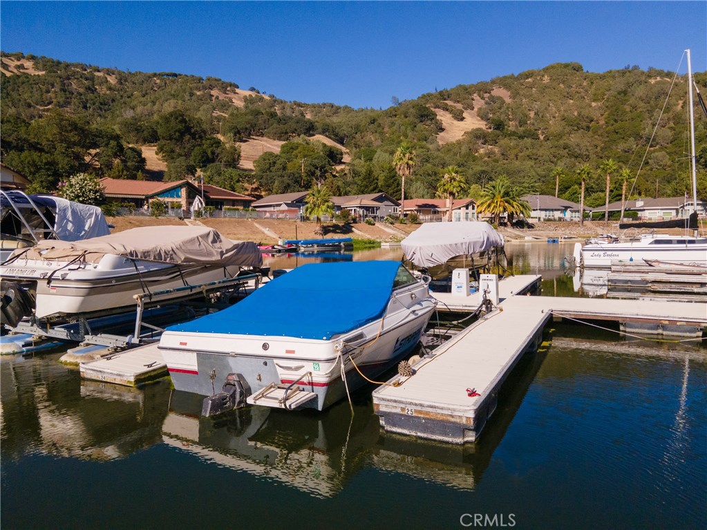 main property photo 12