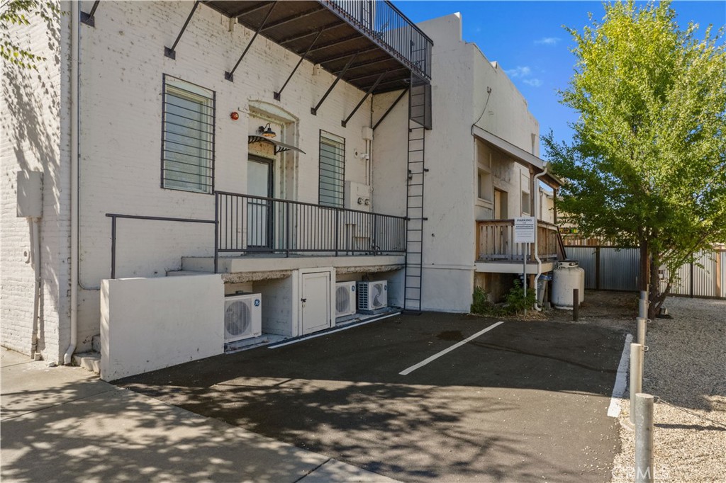 main property photo 60