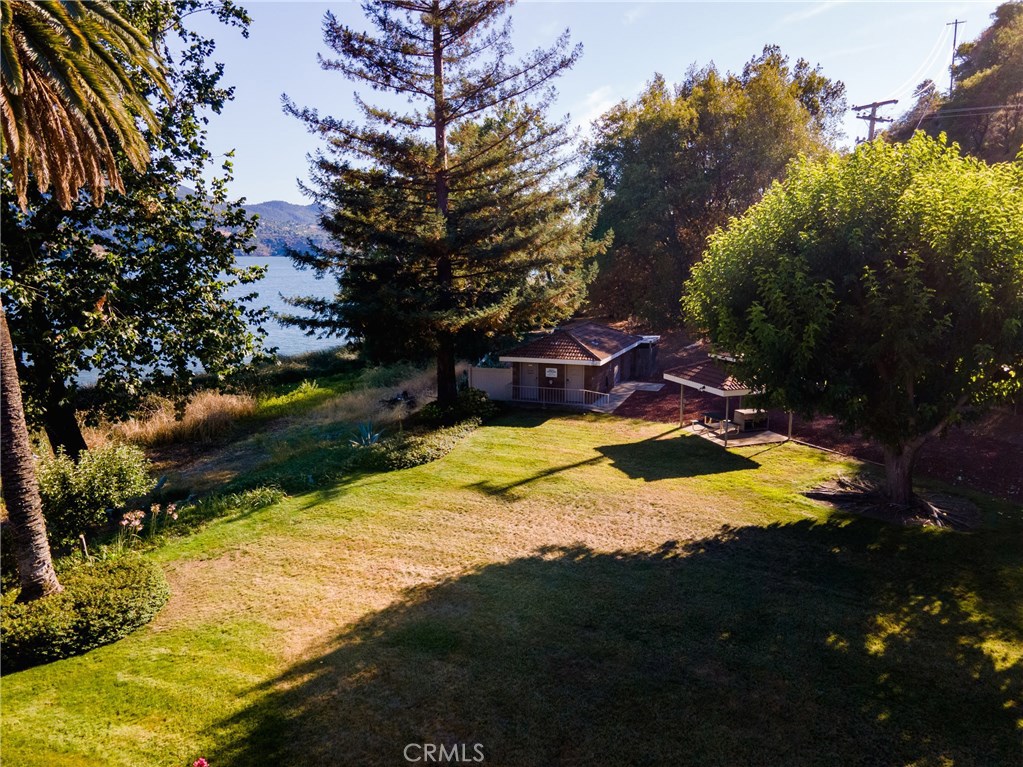 main property photo 13