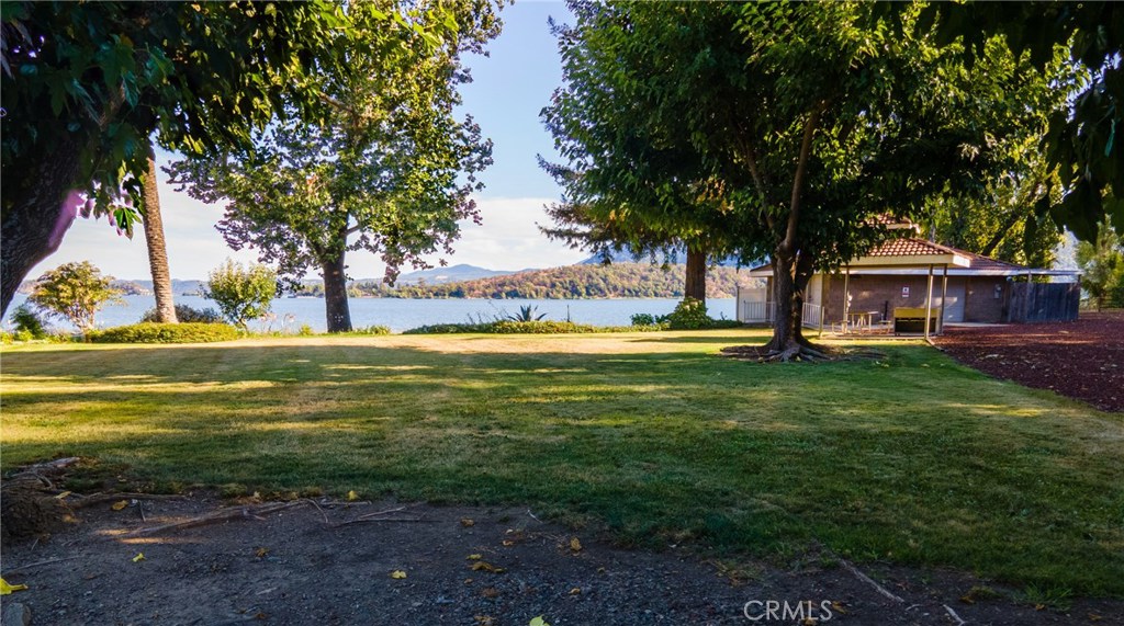main property photo 16