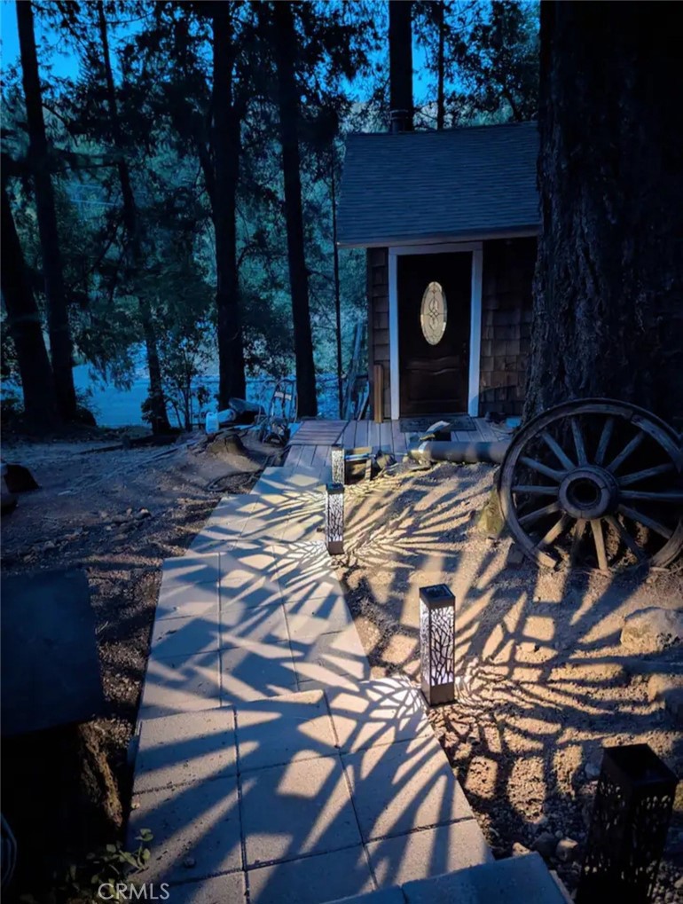 main property photo 16