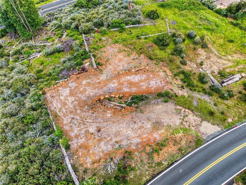 main property photo 9