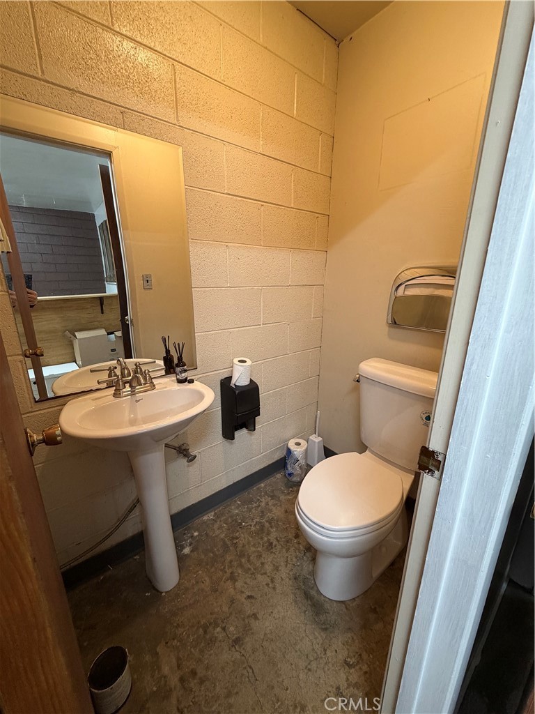 main property photo 47
