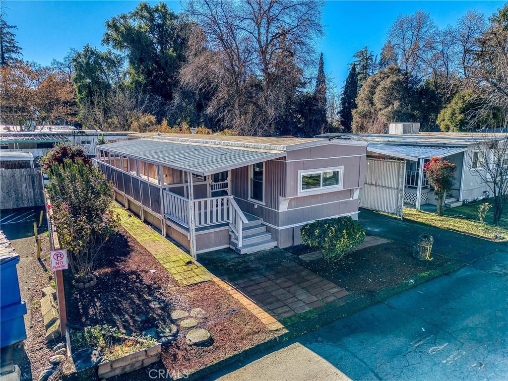 main property photo 8