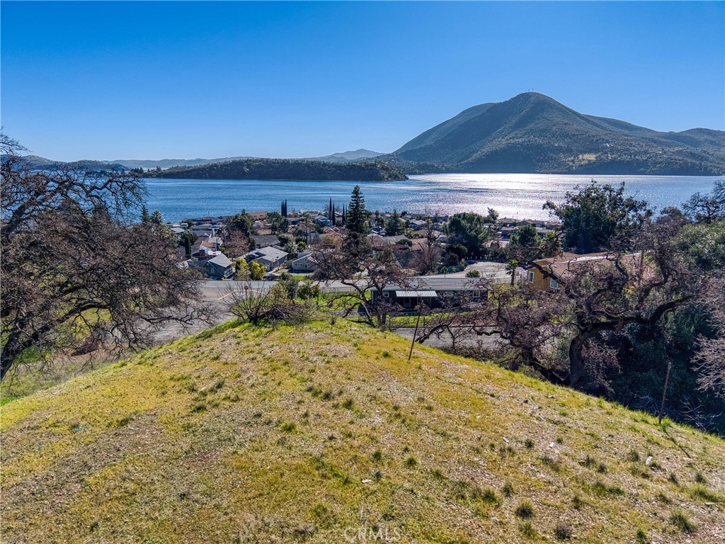 main property photo 4