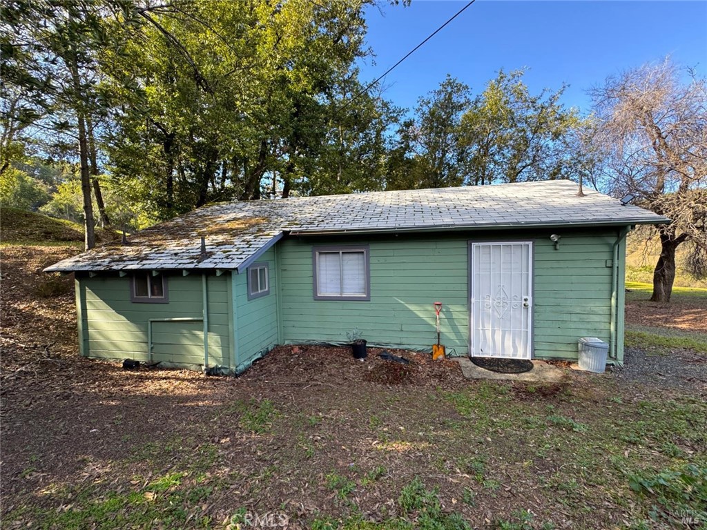 main property photo 33