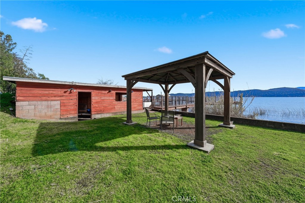 main property photo 34