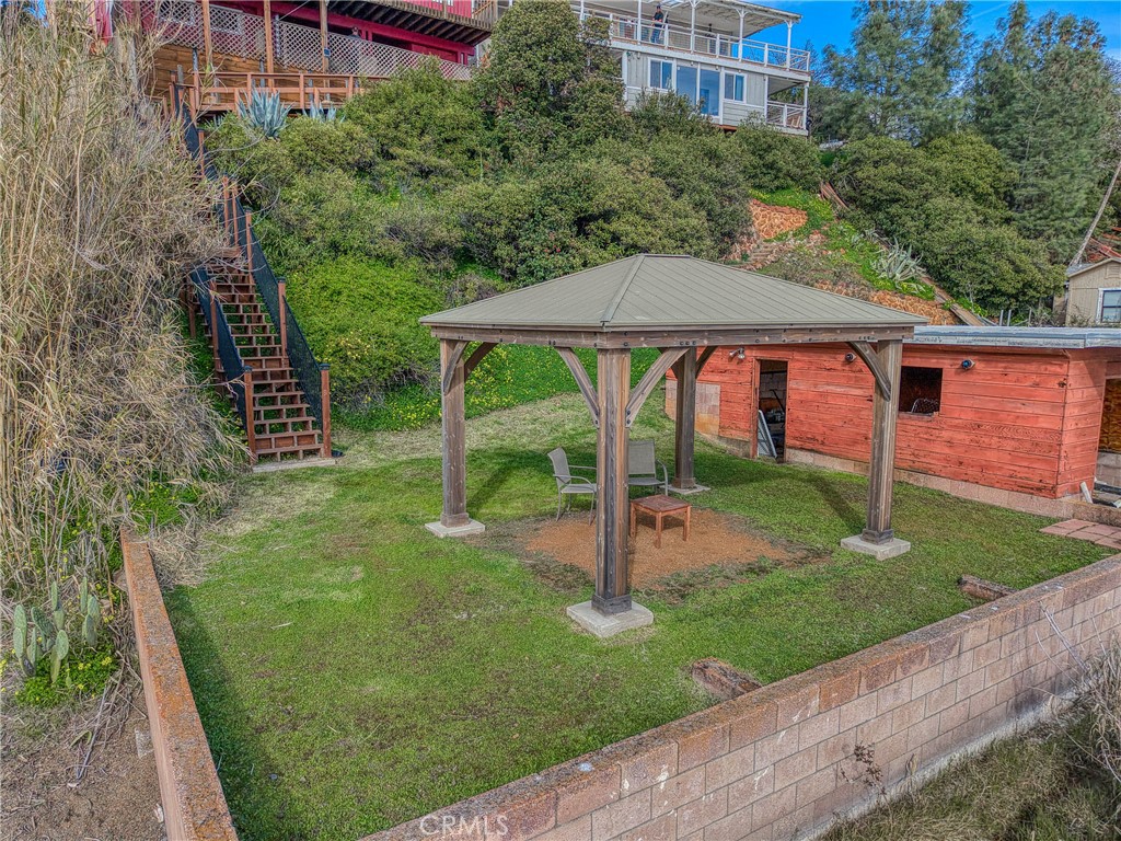main property photo 36