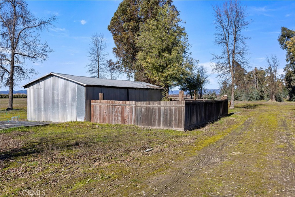 main property photo 33