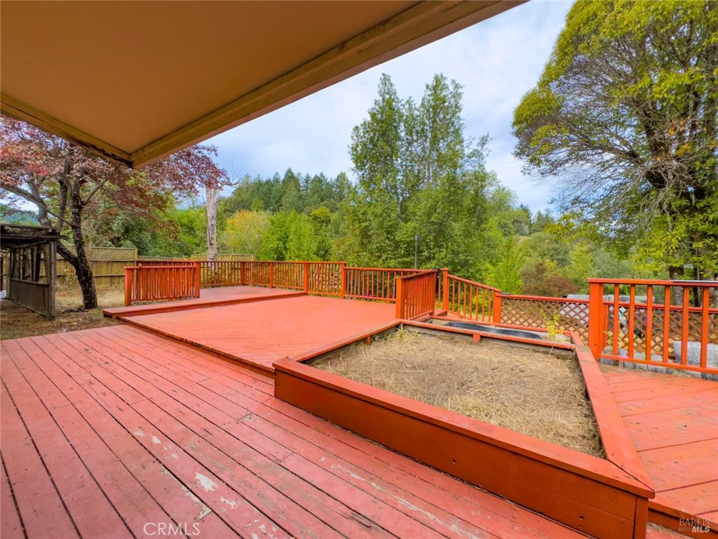 main property photo 20