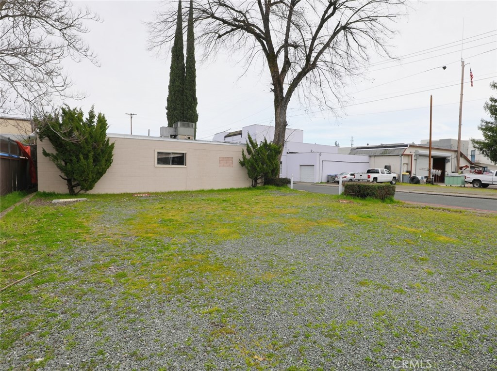 main property photo 8