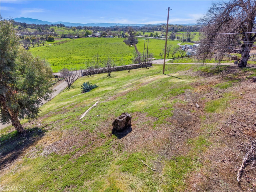 main property photo 40