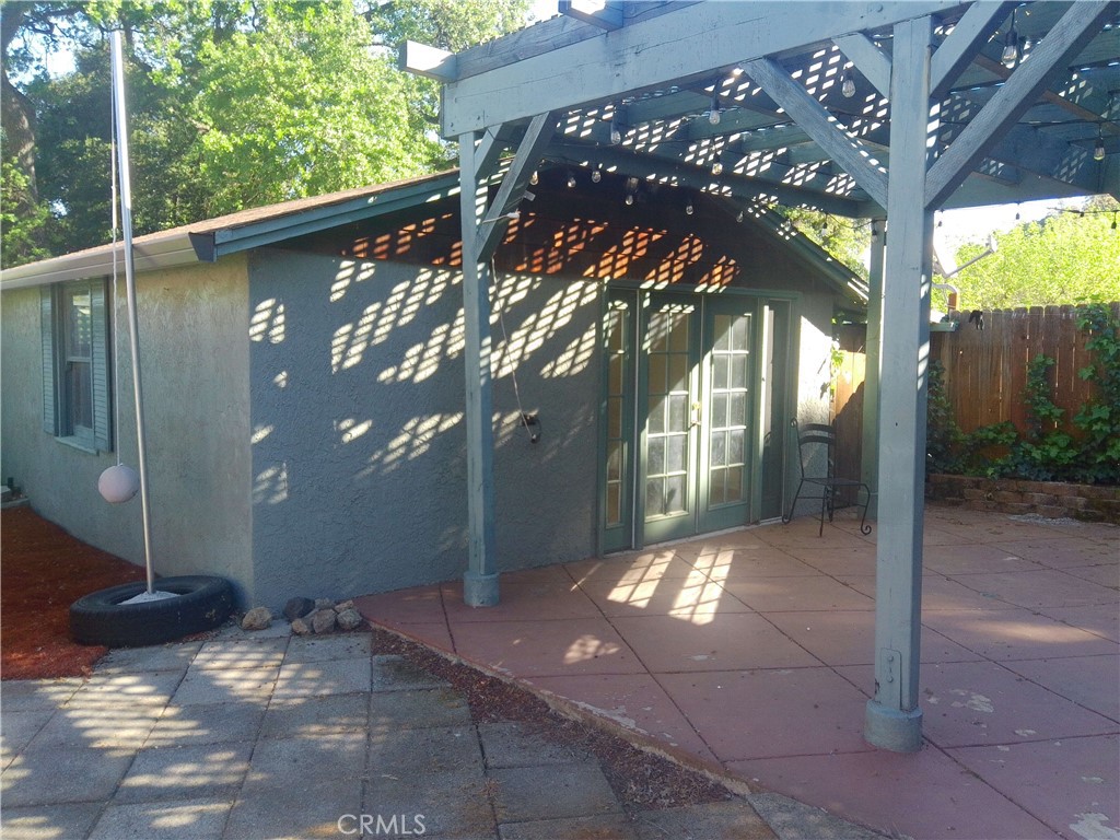 main property photo 8