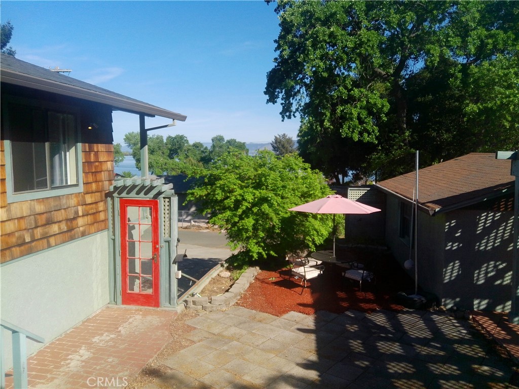 main property photo 9