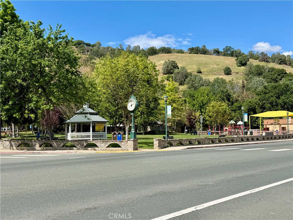 main property photo 60
