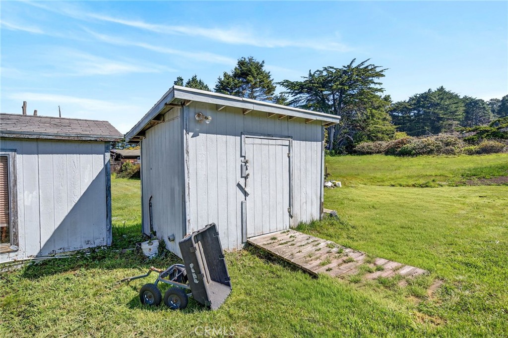 main property photo 17