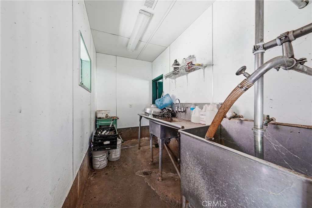 main property photo 61
