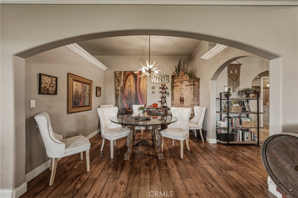 main property photo 13