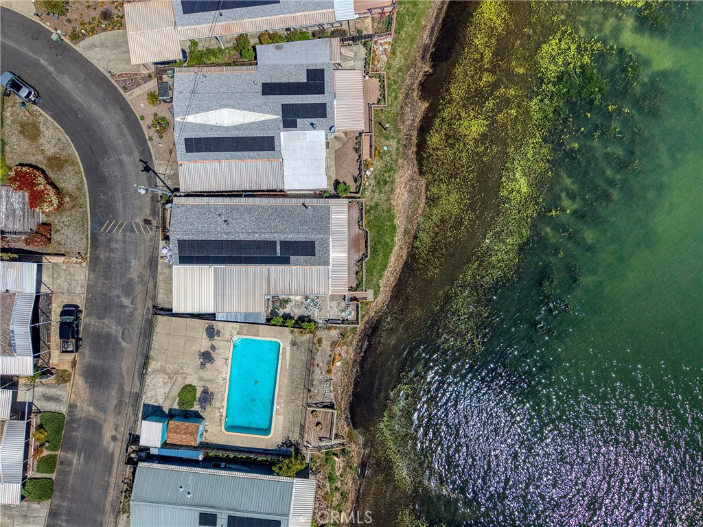 main property photo 22