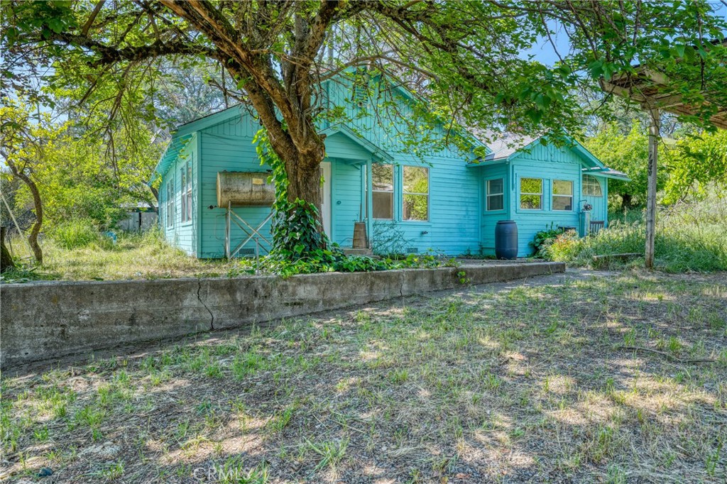 main property photo 6