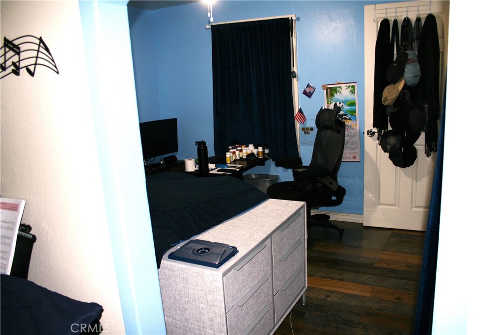 main property photo 16