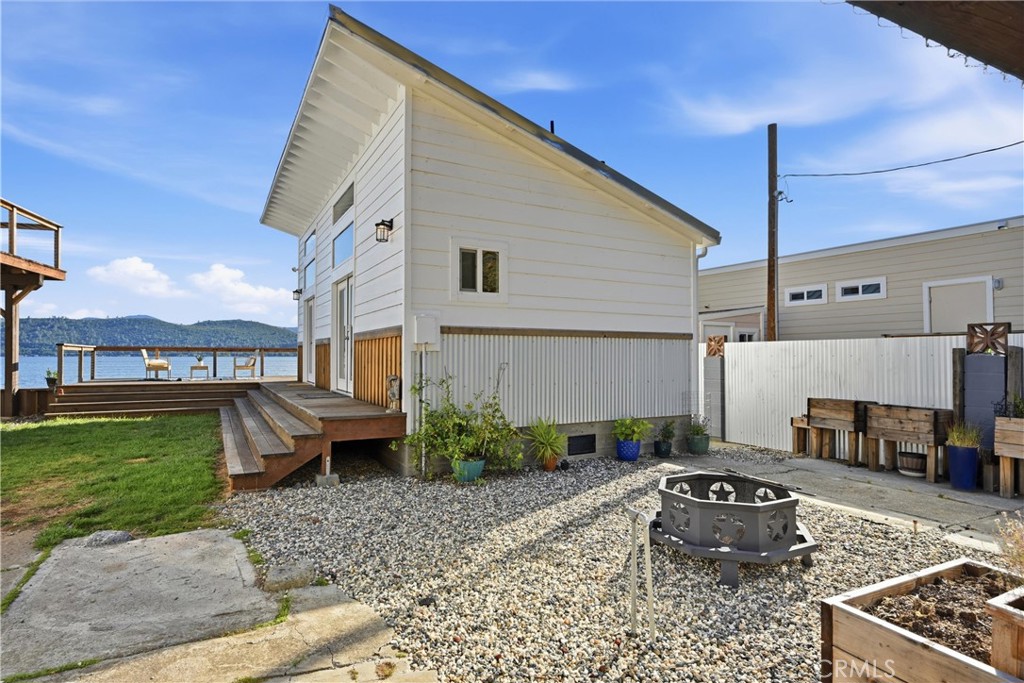 main property photo 34