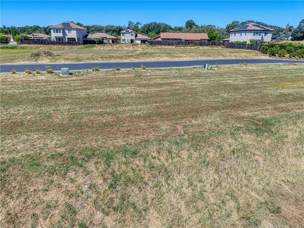 main property photo 4