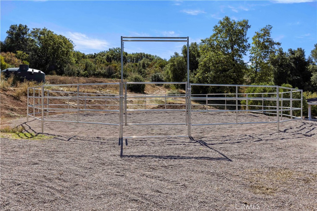 main property photo 50
