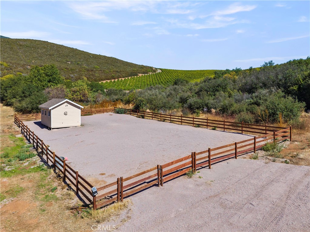 main property photo 7
