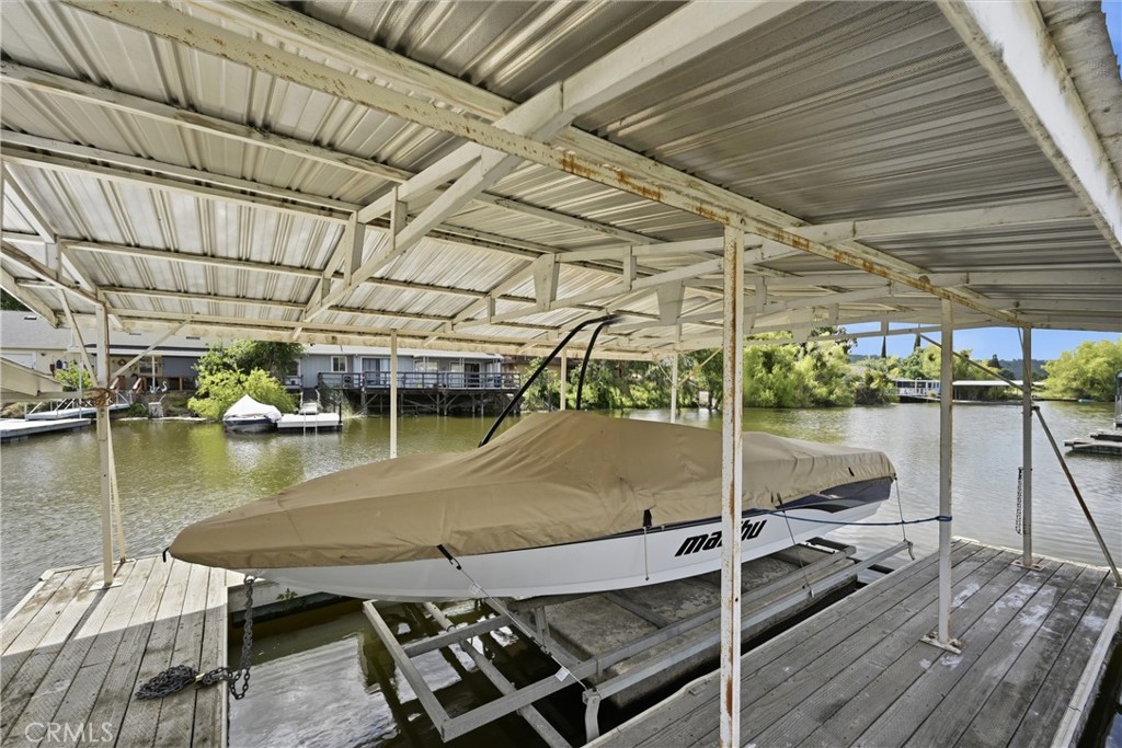 main property photo 25