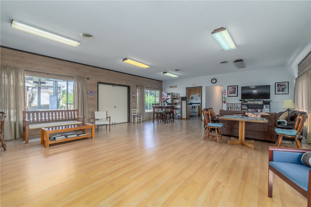 main property photo 35