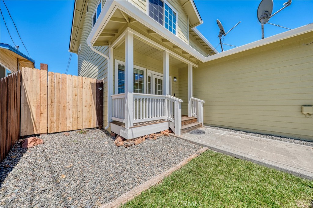 main property photo 6