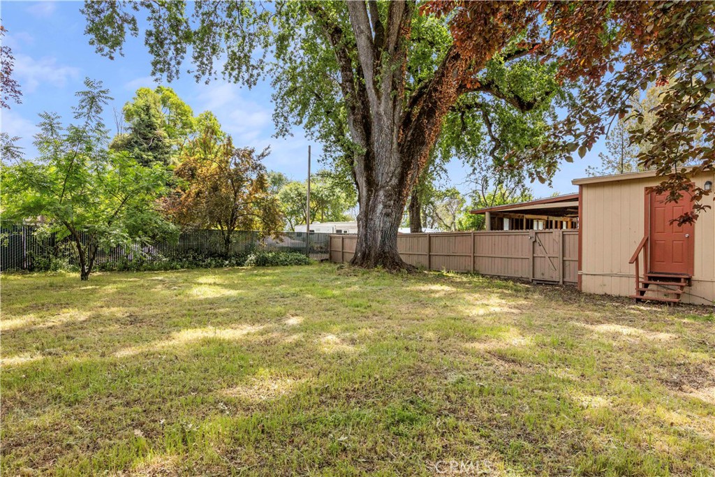 main property photo 11