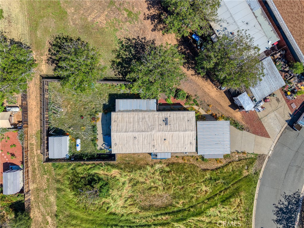 main property photo 51