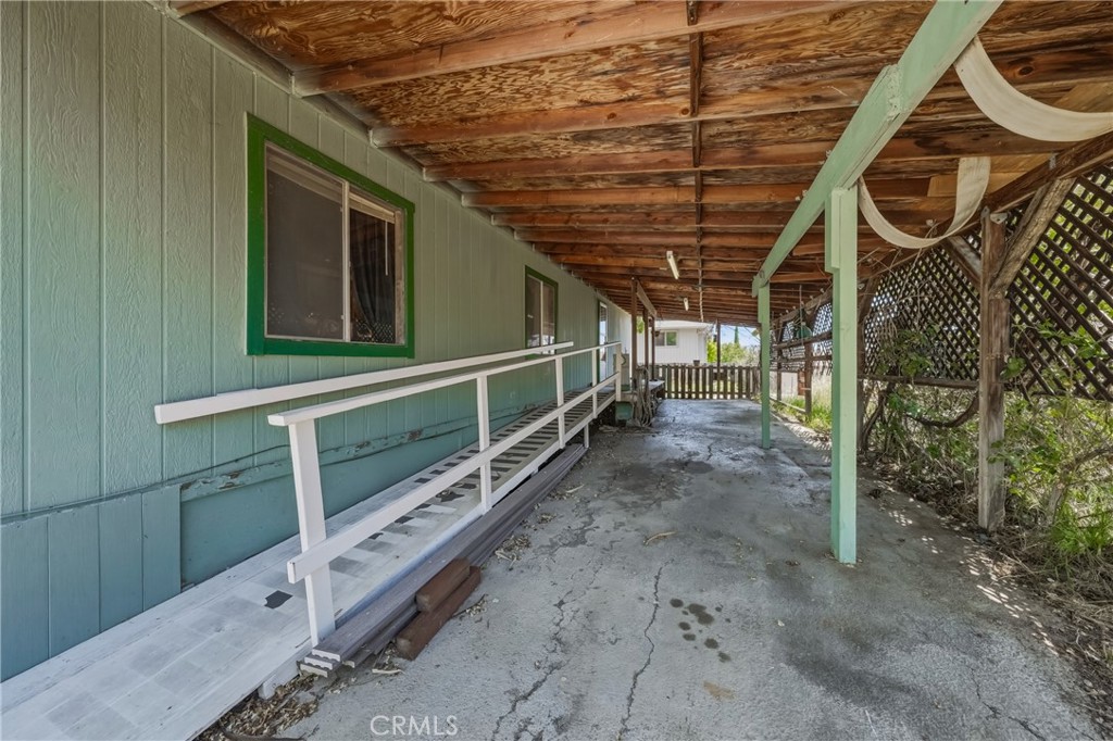 main property photo 11