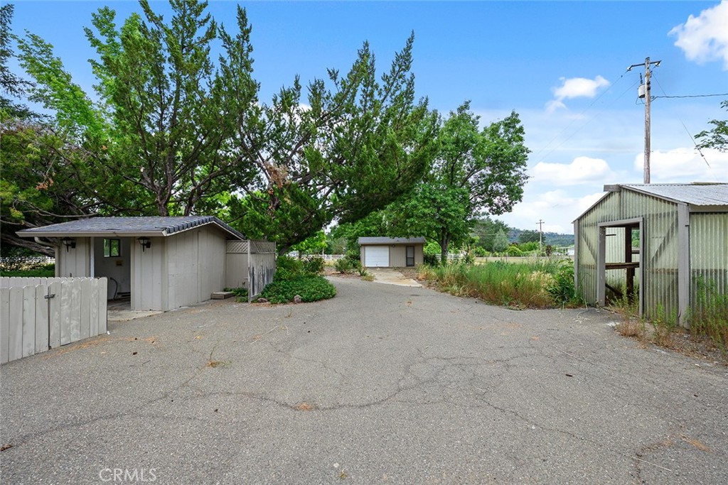 main property photo 21