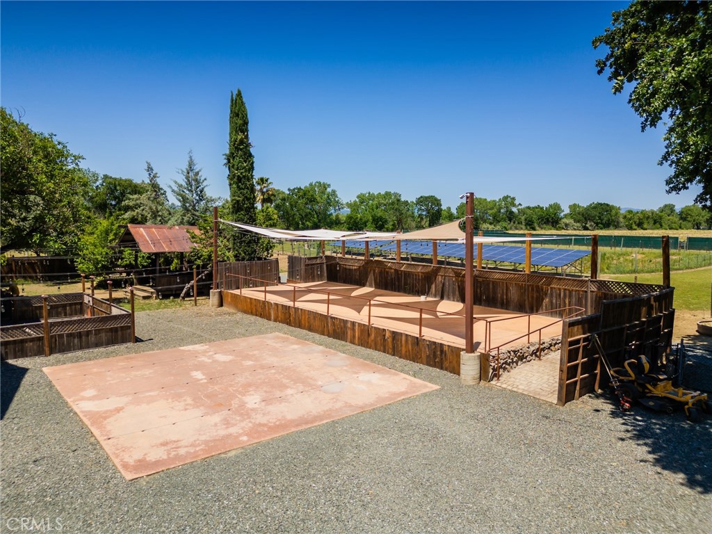 main property photo 50