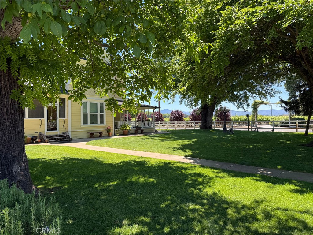 main property photo 6