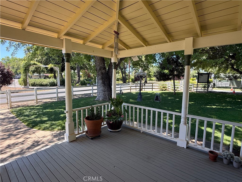 main property photo 9