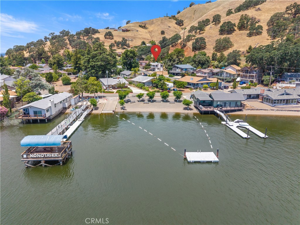 main property photo 37