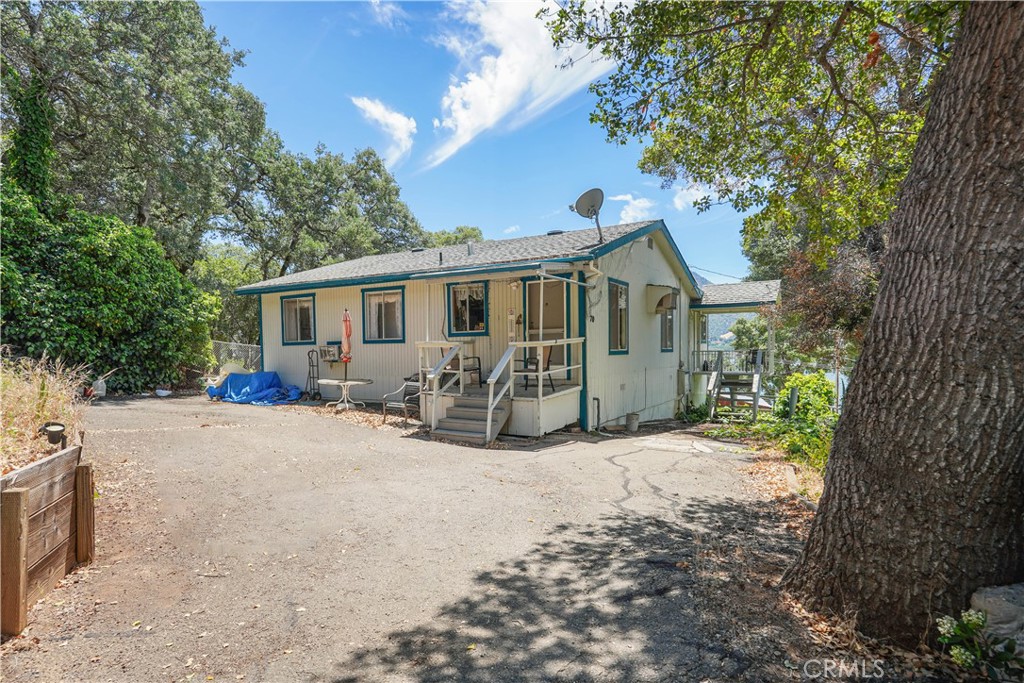 main property photo 3