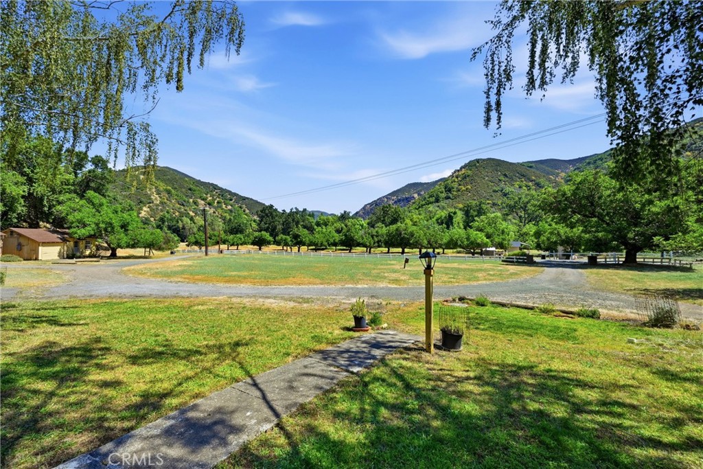 main property photo 6
