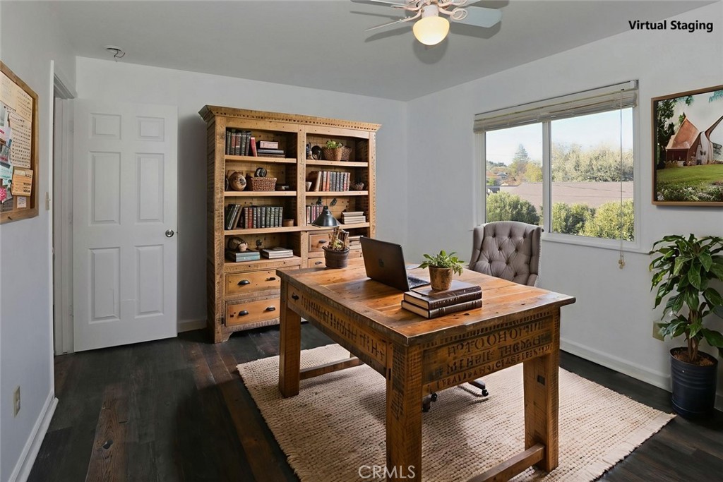 main property photo 28