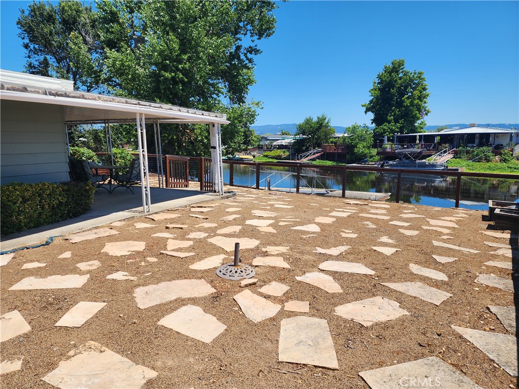 main property photo 31
